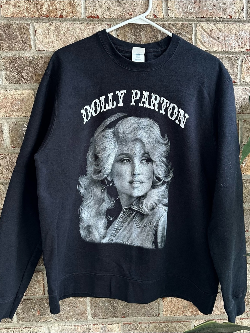 Dolly Parton Black Graphic Sweatshirt large